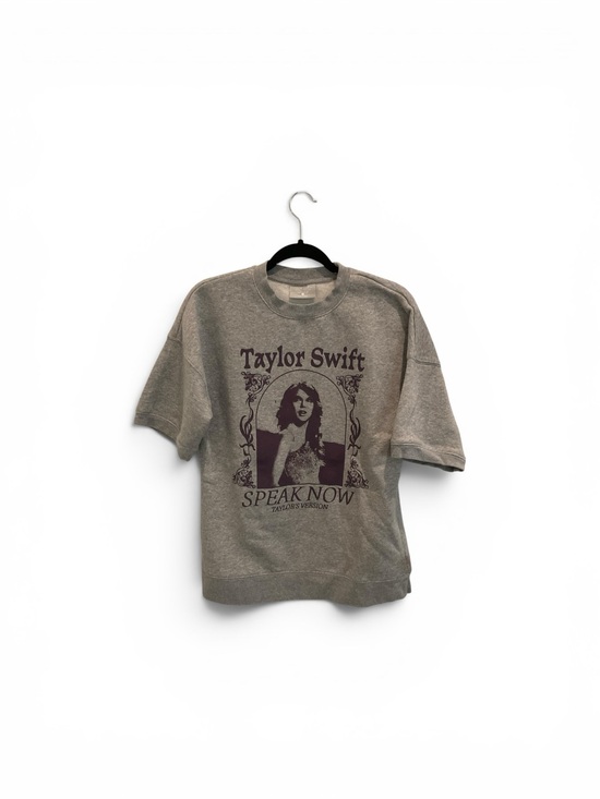 Taylor Swift Tops - Taylor Swift fleece showery sleeve sweatshirt